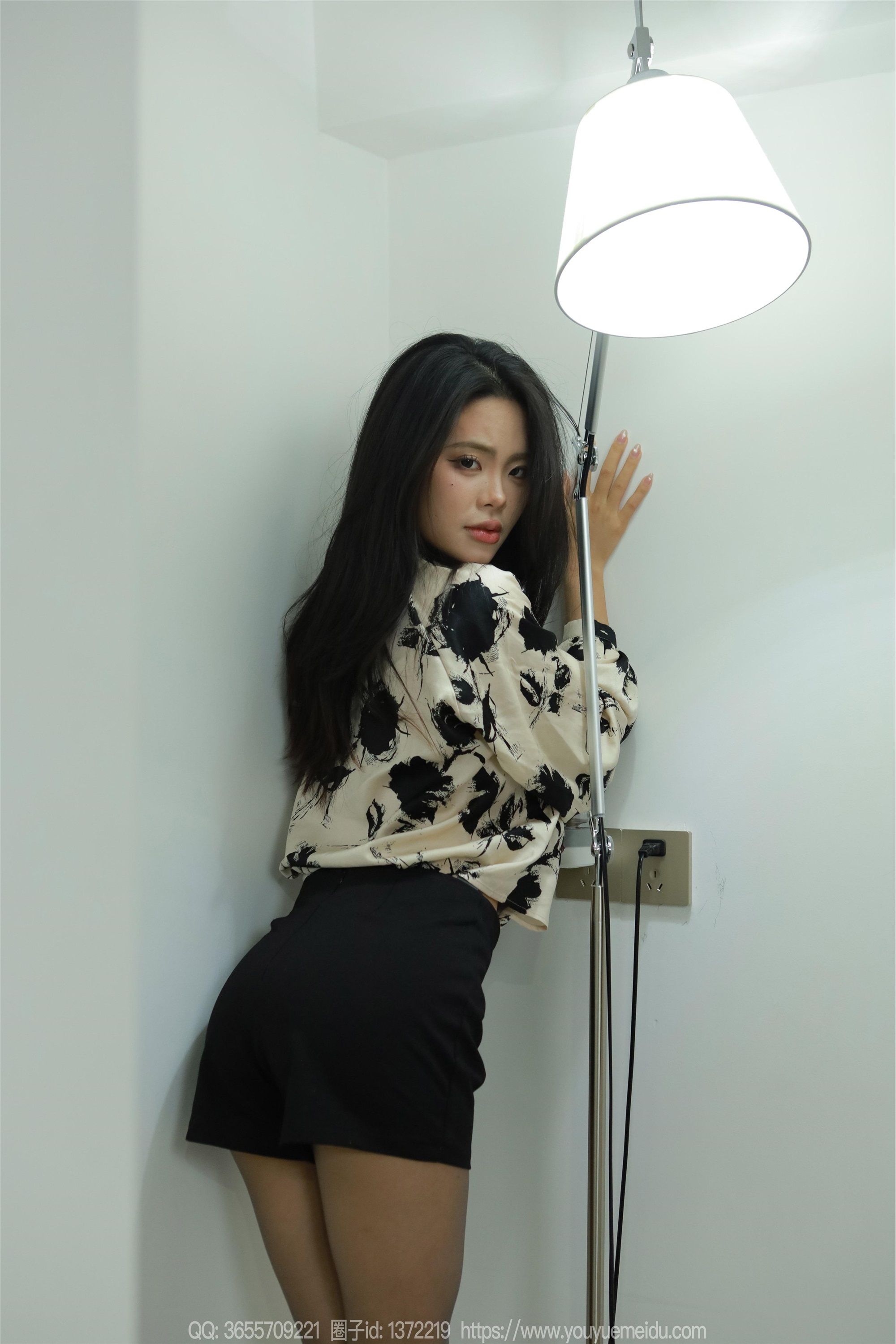 IESS异思趣向  2024.12.19 丝享家 1928 兔兔《花花衬衫（下）》